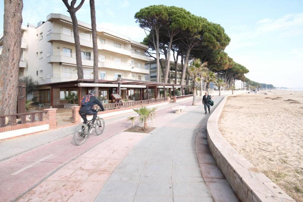 Apartamento Con Vistas Al Mar En Cambrils Exterior foto